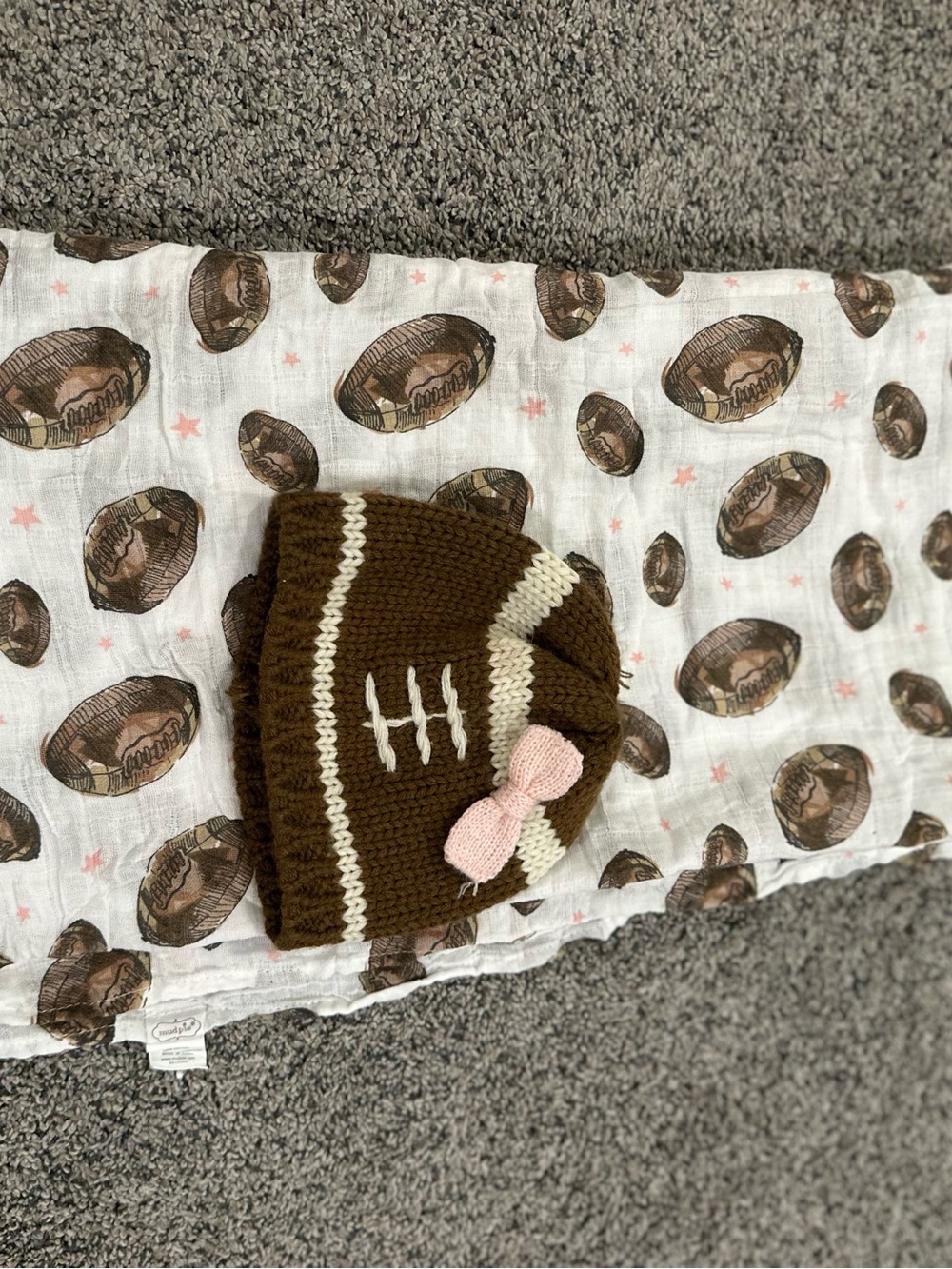 Mudpie swaddle and hat